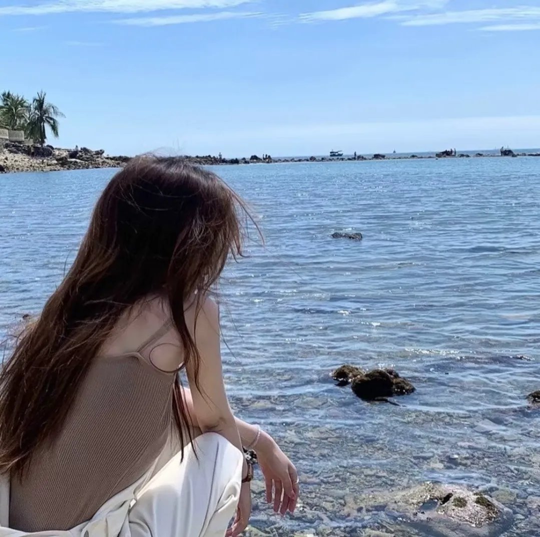 超人和露易丝第一季 海报
